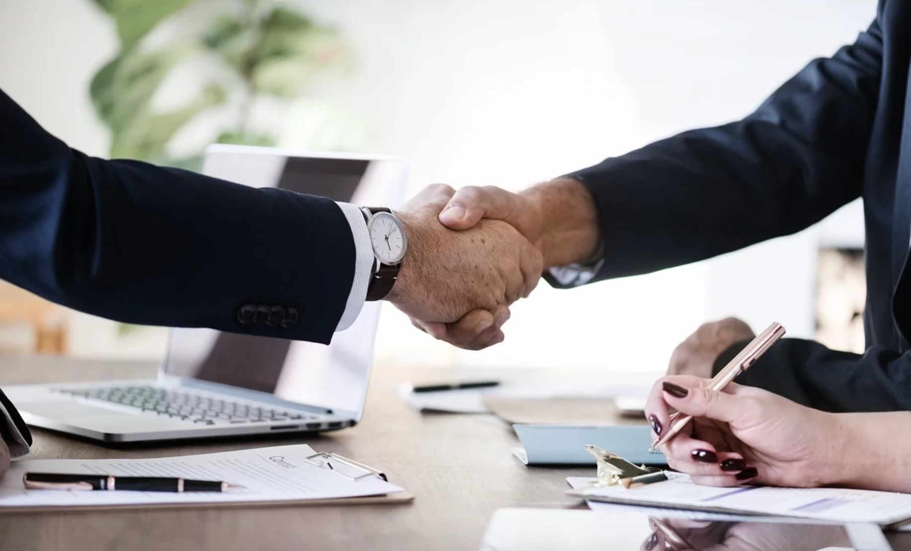 Business-Etiquette-Rules-You-Should-Always-Follow-Business Etiquette Rules You Should Always Follow